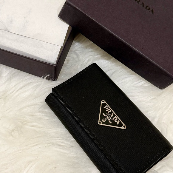 Vintage Prada Black Leather Key Case for Men - Picture 1 of 4